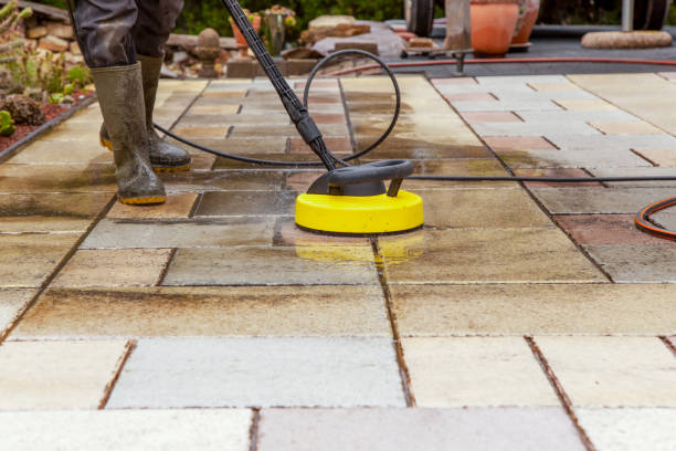 Best Restaurant Pressure Washing  in Ives Estates, FL